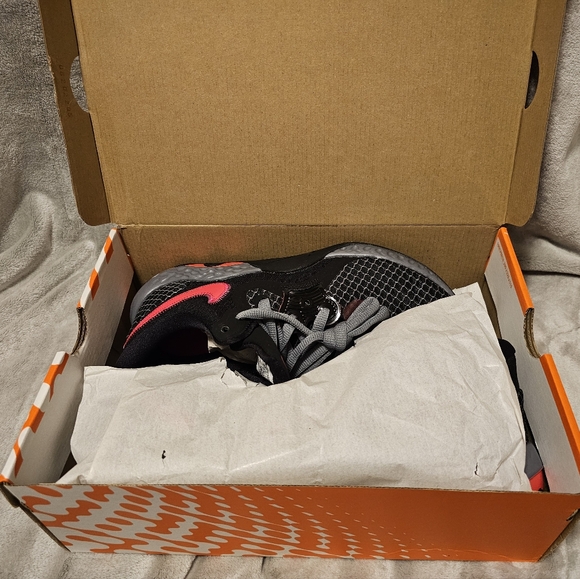 Nike Renew Elevate 2 Black/Siren Red-Pink Prime Basketball Shoes Men's 9 NIB - Picture 14 of 15